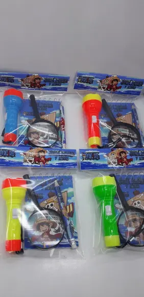 Kit Bloquinho + Mini Lápis + Lanterna + Lupa Tema One Piece
