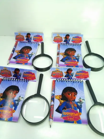 Kit Bloquinho + Mini Lápis + Lupa Tema Detetive Mira