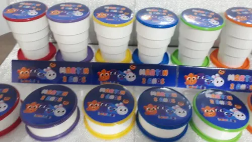Kit Copo Retrátil + Lanterna Bolofofos