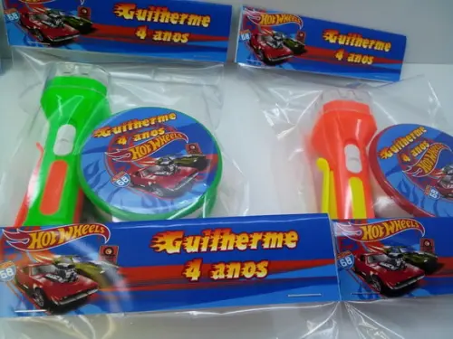 Kit Copo Retrátil + Lanterna Hot Wheels
