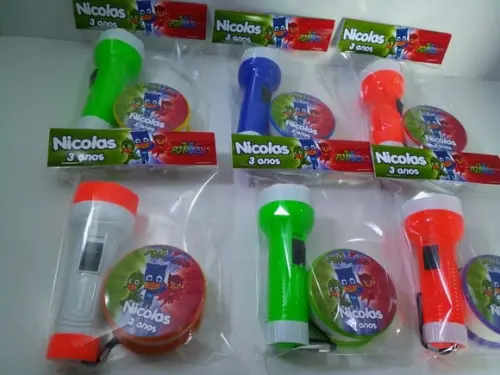 Kit Copo Retrátil + Lanterna Personalizado