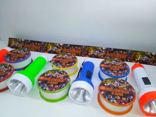 Kit Copo Retrátil + Lanterna Personalizado Vingadores