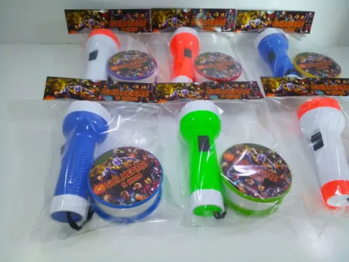 Kit Copo Retrátil + Lanterna Personalizado Vingadores