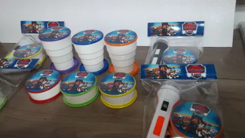 Kit Copo Retrátil + Lanterna Tema Patrulha Canina