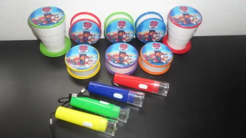 Kit Copo Retrátil + Lanterna Tema Patrulha Canina