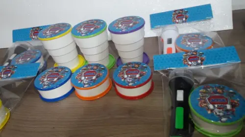 Kit Copo Retrátil + Lanterna Tema Patrulha Canina