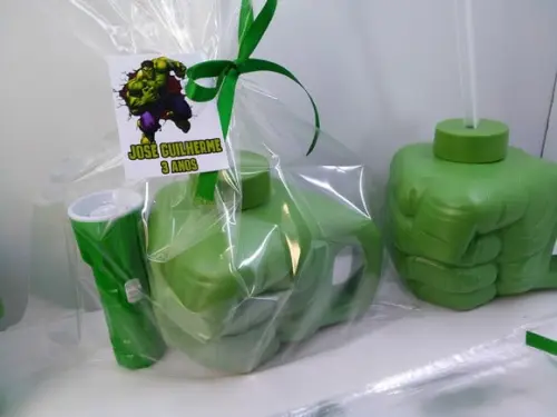 Kit Copo Super Mão do Hulk com Canudo 450ml + Lanterna