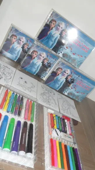 Kit de Pintura Estojo 46 Peças com Desenhos Tema Frozen 2