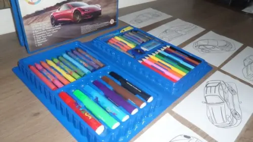 Kit de Pintura Estojo 48 Peças com Desenhos p/ Colorir