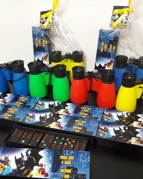 Kit Dominó + Binóculo Personalizado no Tema da Sua Festa