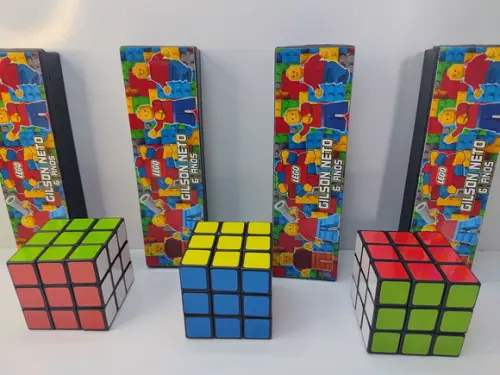 Kit Domino + Cubo Mágico Tema Lego