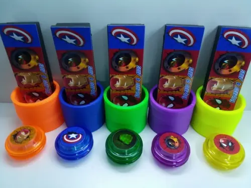 Kit Domino + Ioiô Cores + Mola Maluca Super Herois