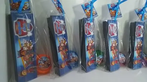 Kit Domino e Ioiô Cores Sortidas Tema Patrulha Canina
