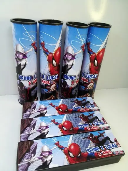 Kit Domino e Pega Varetas Tema Homem Aranha