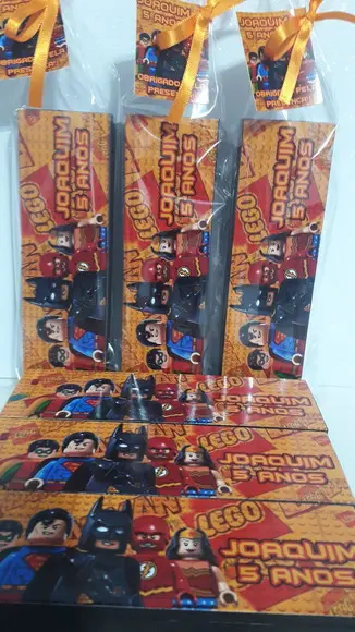 Kit Domino Tema Lego Herois