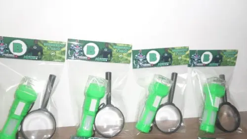 Kit Infantil Lanterna + Lupa Tema Lanterna Verde