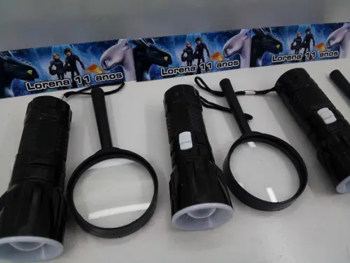 Kit Lanterna + Lupa Tema Como Treinar Seu Dragão