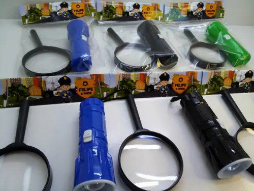 Kit Lanterna + Lupa Tema Policia