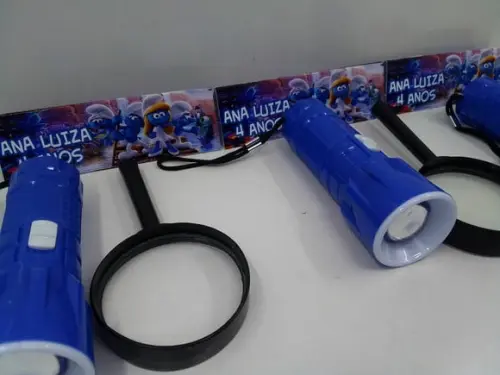 Kit Lanterna e Lupa Tema Smurfs