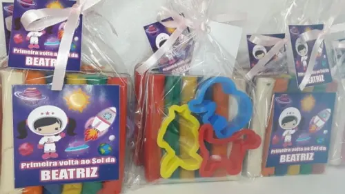 Kit Massinha de Modelar + 3 Cortadores