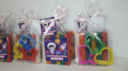 Kit Massinha de Modelar + 3 Cortadores