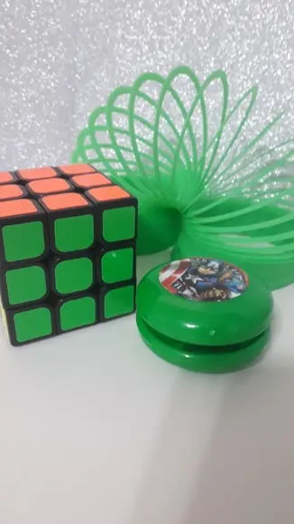 Kit Mola Maluca + Cubo Mágico + Ioiô Lapela Capitao America