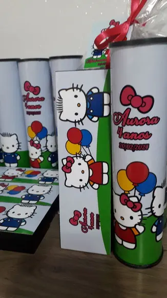 Kit Pega Vareta + Domino Hello Kitty