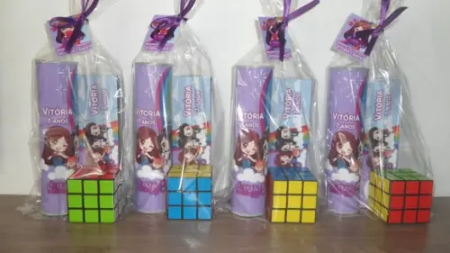 Kit Pega Varetas + Dominó + Cubo Mágico Julia Minegirl