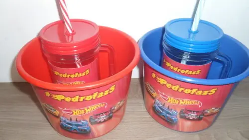 Kit Pipoca Balde+caneca Tampa e Canudo Listras Personalizado
