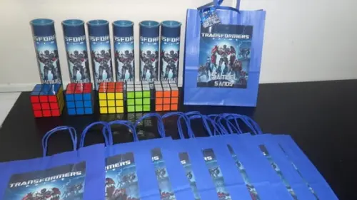 Kit Sacolinha + Cubo Magico + Pega Varetas Tema Transformers