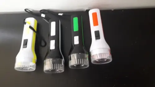 Mini Lanterna Brinquedo Infantil de Led