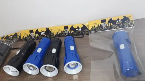 Mini Lanterna Personalizado com Tema Batman