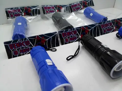 Mini Lanterna Personalizado com Tema Homem Aranha