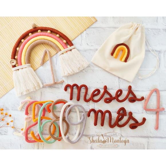 Kit Mesversário em Tricotin