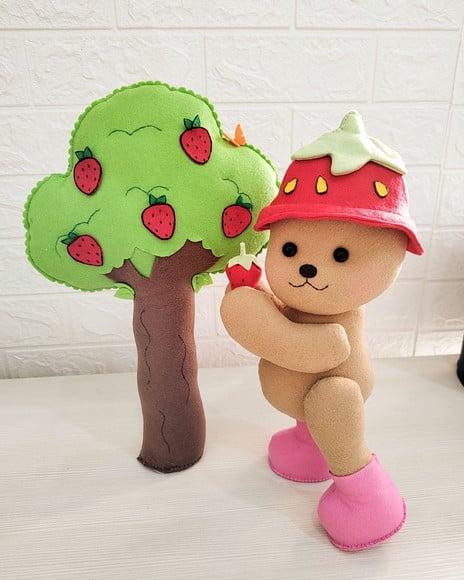 Bobbie Goods Boneco em Feltro