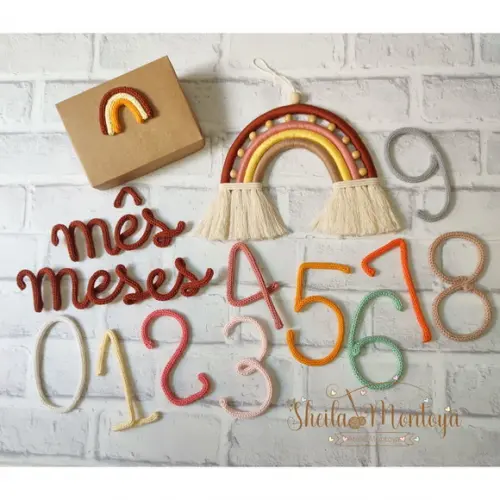 Kit Mesversário em Tricotin