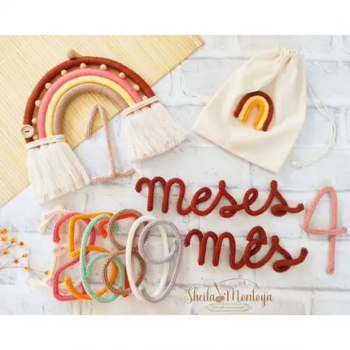 Kit Mesversário em Tricotin