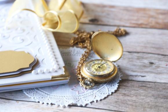 Livro de Assinaturas para Primeira Eucaristia ou Crisma | Scrapbo