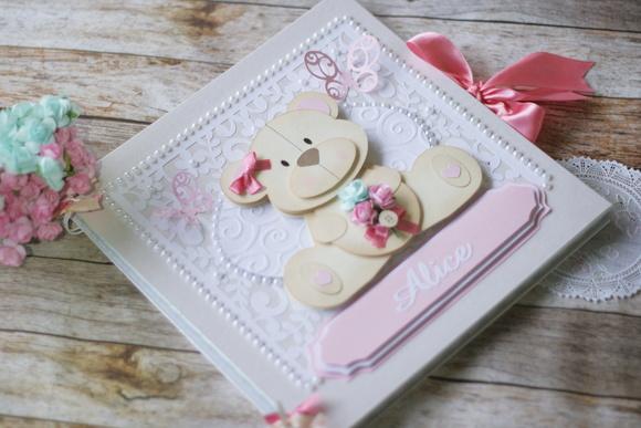 Livro do Bebê Ursinha Floral | Diário do Bebê em Scrapbook Art