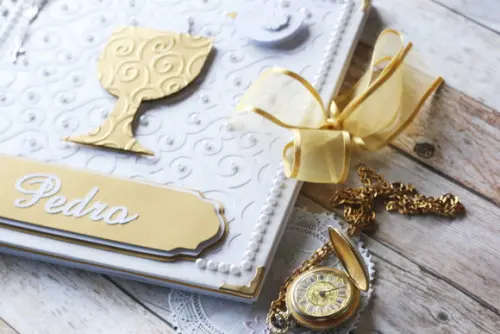 Livro de Assinaturas para Primeira Eucaristia ou Crisma | Scrapbook Artesanal 21x21