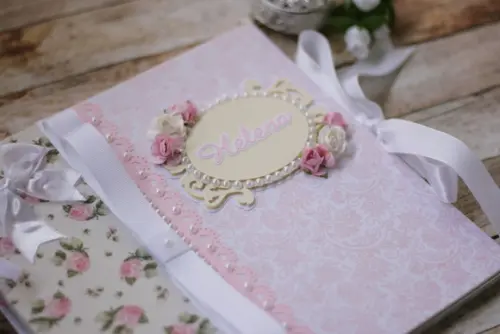 Livro do Bebê Floral em Scrapbook | Álbum Infantil Artesanal Pe