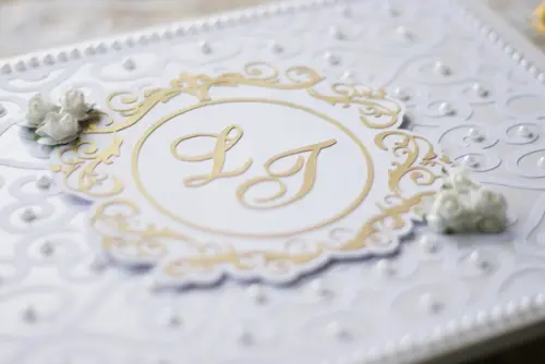 Livro de Mensagens para Casamento Branco e Dourado | Scrapbook Artesanal Personalizado A4