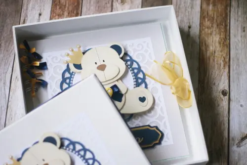 Livro de Assinaturas para Maternidade Personalizado com Caixa MDF Decorada Scrapbook | Kit Completo com Álbum 50 Folhas e Laço de Cetim