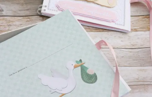Kit Maternidade Personalizado Ursinha Floral com Livro do Bebê +