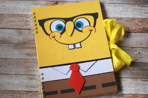 Livro de Assinaturas Bob Esponja Personalizado A4 Capa Dura Scrap
