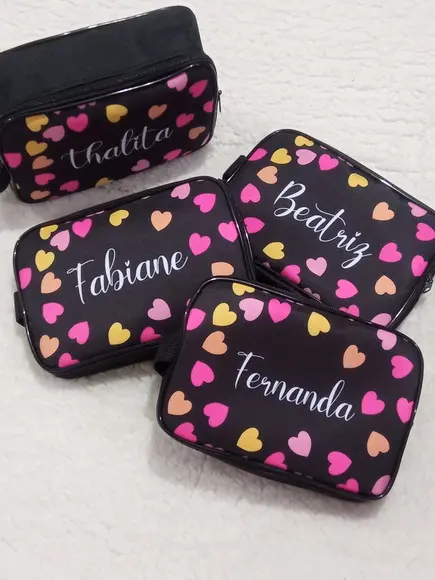 Necessaire Corações com Nomes