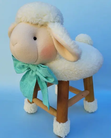 Banquinho Infantil Carneirinho
