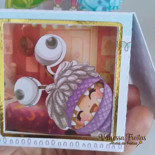 Tema Monstros
