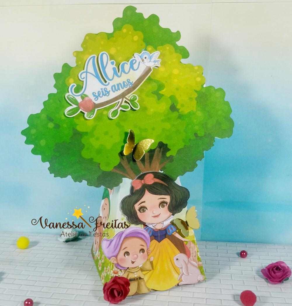 Caixa Pirâmide Árvore Branca de Neve