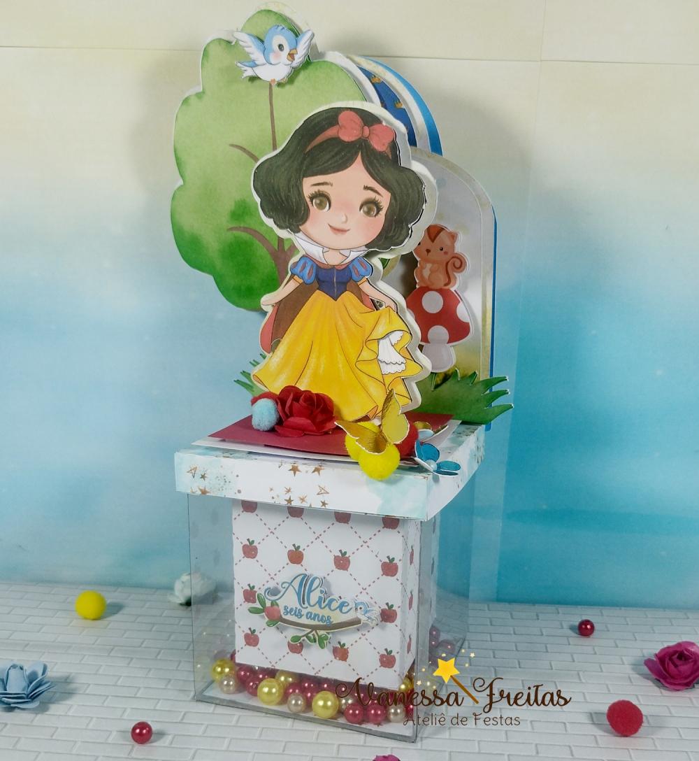 Caixa Cubo Cenário com Shaker Branca de Neve